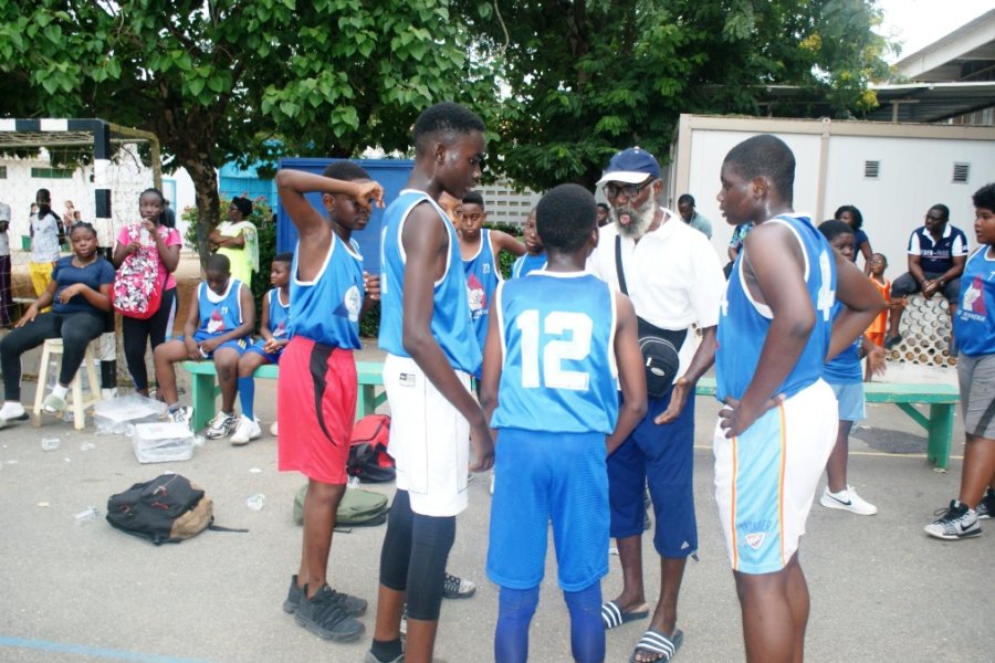 Le match de basketball Garçons